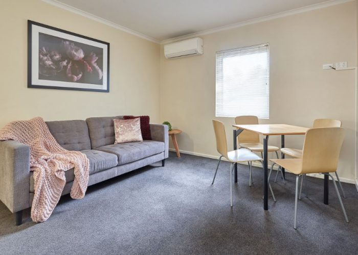 Elphin-Villas-2-bedroom-Upstairs-loungs
