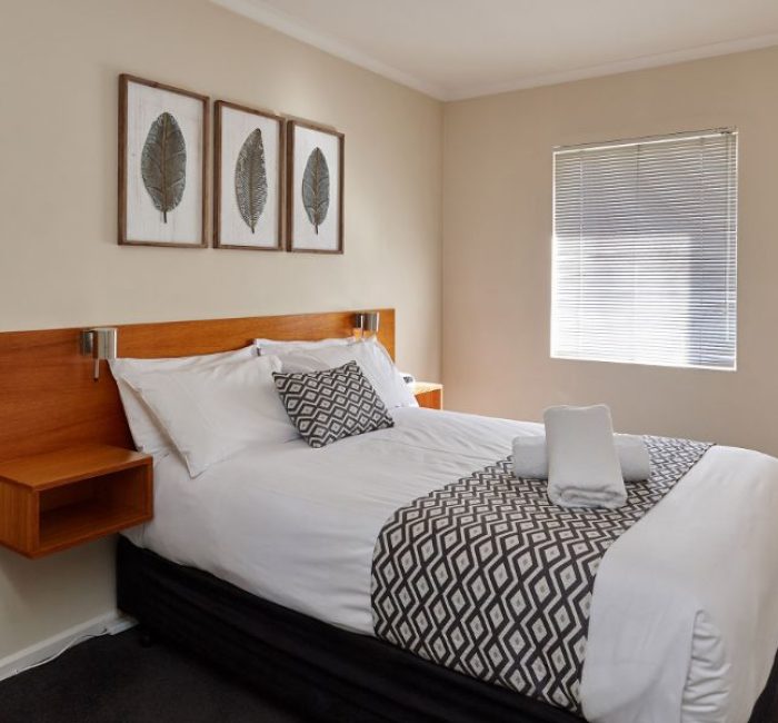 Elphin-Villas-3-bedroom-Queen-or-Double
