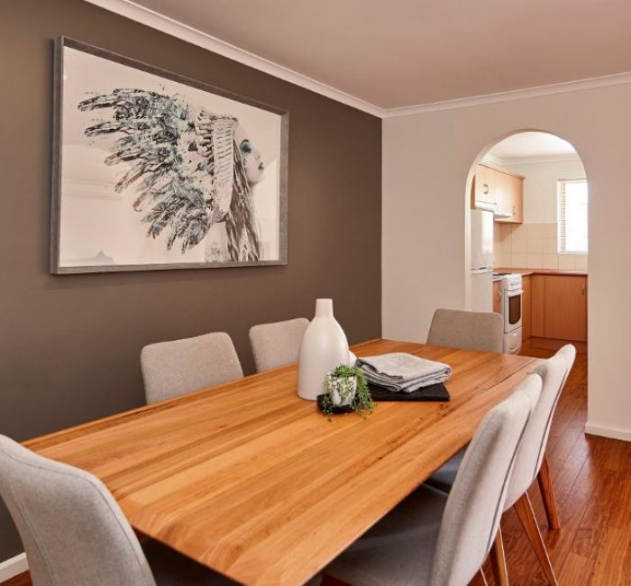Elphin-Villas-3-bedroom-dining-room
