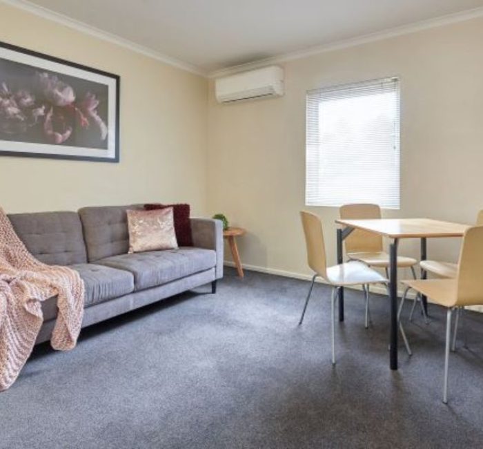 resize-Elphin-Villas-2-bedroom-Upstairs-loungs-1
